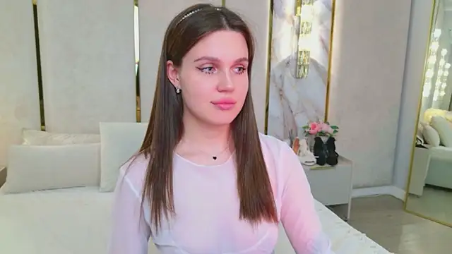 RihannaRose online show from 15, 4, 2026