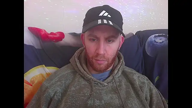 Snapshot of Tall_REC chatting on 15, 12, 2024 Tall REC online show from 15, 12, 2024