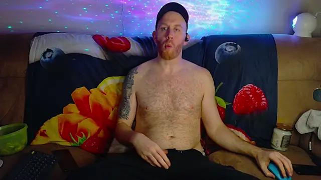 Snapshot of Tall_REC chatting on 25, 12, 2024 Tall REC online show from 25, 12, 2024