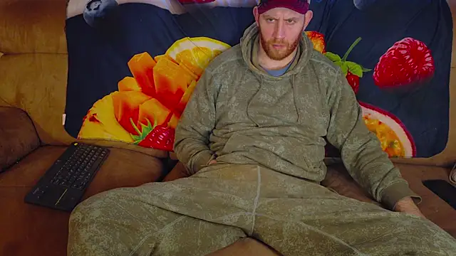 Snapshot of Tall_REC chatting on 5, 1, 2025 Tall REC online show from 5, 1, 2025