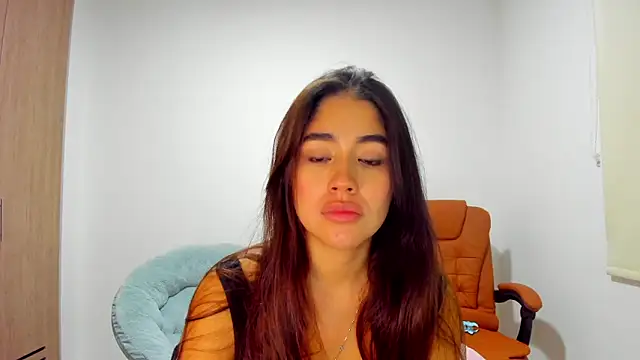 Snapshot of AriaMontgomery chatting on 23, 2, 2025 AriaMontgomery online show from 23, 2, 2025