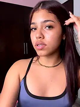 KellyOlsenbe online show from 30, 10, 2025