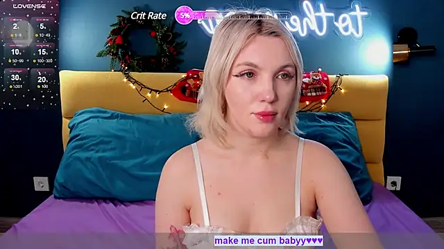 Fluffy Monica online show from 13, 12, 2024