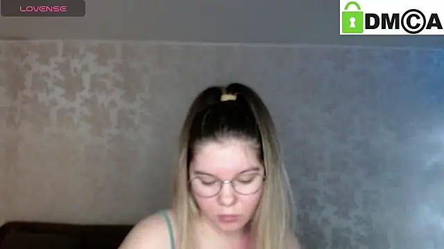 Snapshot of holy_michela chatting on 14, 1, 2025 holy michela online show from 14, 1, 2025