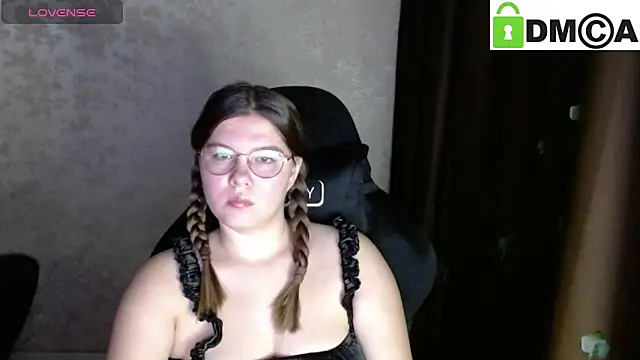Snapshot of holy_michela chatting on 24, 9, 2025 holy michela online show from 24, 9, 2025