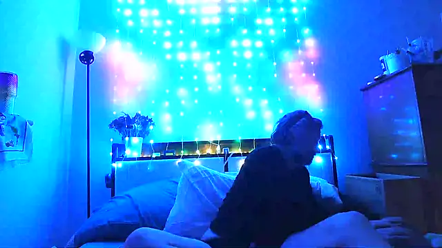 Snapshot of onlym4m chatting on 17, 12, 2024 onlym4m online show from 17, 12, 2024