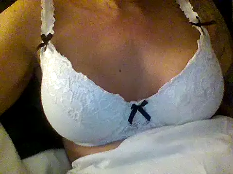 Fiesty findom40 online show from 7, 12, 2024