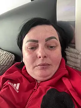 Amandamuller1982 online show from 12, 3, 2025