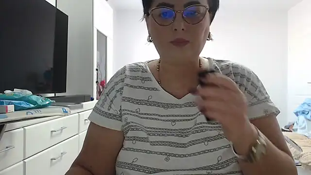 Amandamuller1982 online show from 18, 1, 2026