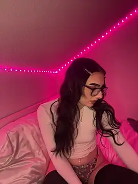 AdelinaAlia online show from 3, 12, 2025