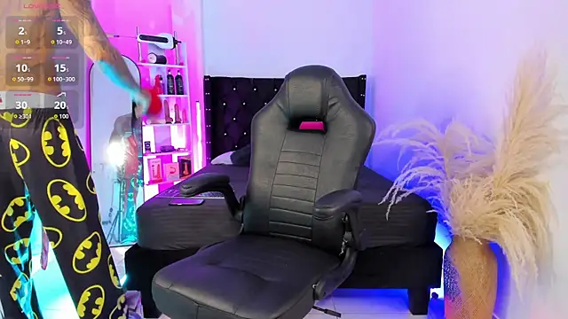 Duriel  online show from 5, 11, 2025