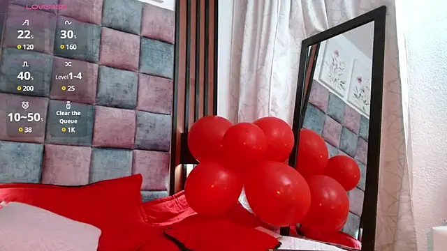 Saraa-restrepo online show from 13, 2, 2025