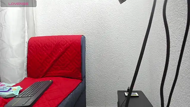 Saraa-restrepo online show from 22, 10, 2025