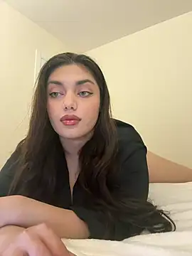 Snapshot of Sweet_Khalifa_ chatting on 10, 12, 2024 Sweet Khalifa online show from 10, 12, 2024