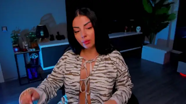 anemarieejolie online show from 17, 5, 2026