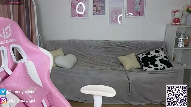 Maya Rave online show from 1, 10, 2025