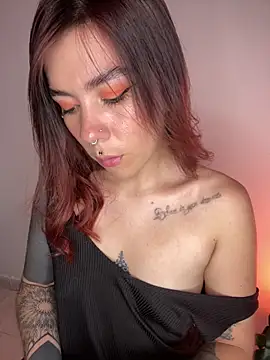 Snapshot of luccianagreyy chatting on 7, 2, 2025 luccianagreyy online show from 7, 2, 2025