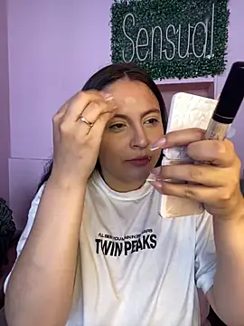 PoliBenett  online show from 2, 2, 2025