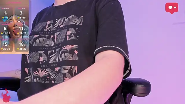 Snapshot of haanna_thompsoon chatting on 12, 12, 2024 haanna thompsoon online show from 12, 12, 2024