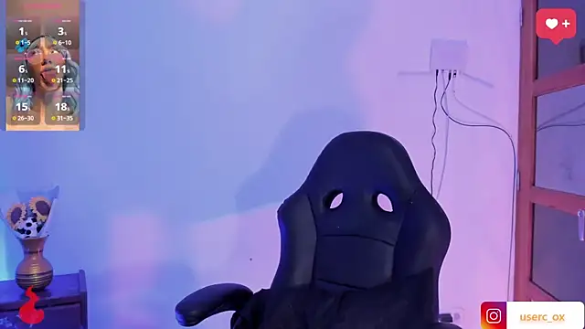 Snapshot of haanna_thompsoon chatting on 24, 12, 2024 haanna thompsoon online show from 24, 12, 2024