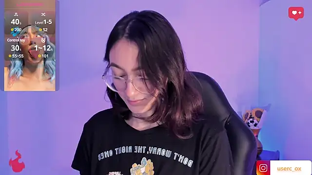 Snapshot of haanna_thompsoon chatting on 5, 2, 2025 haanna thompsoon online show from 5, 2, 2025