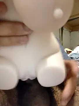 Axeltu77 online show from 9, 4, 2026