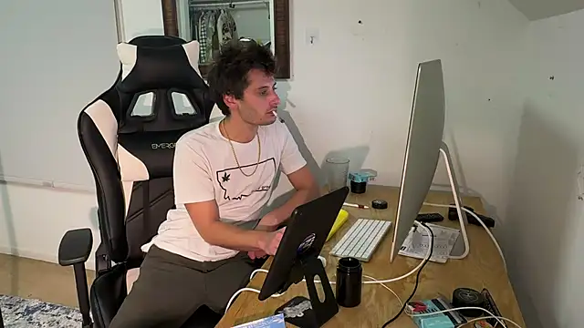 Dylansd online show from 19, 12, 2024