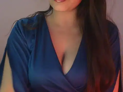 Snapshot of diva-22 chatting on 7, 2, 2026 diva-22 online show from 7, 2, 2026