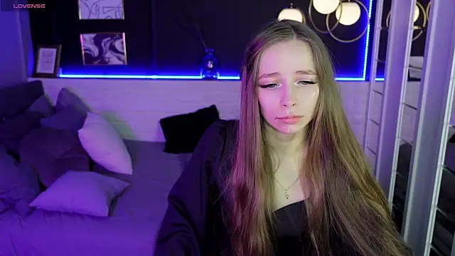 OliviaGentle online show from 12, 1, 2025