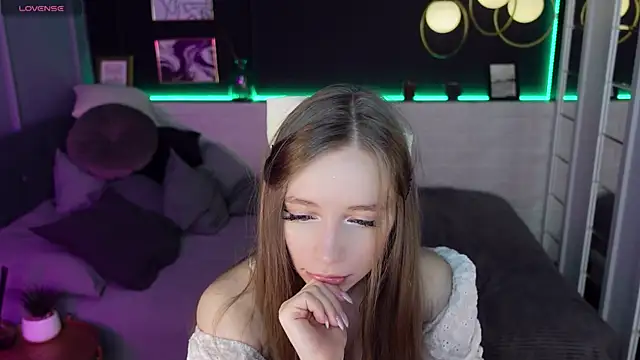 OliviaGentle online show from 20, 1, 2025