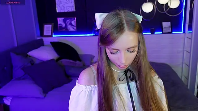 OliviaGentle online show from 25, 1, 2025