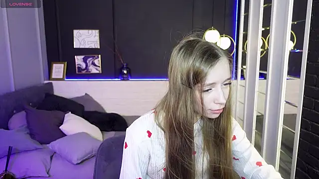 OliviaGentle online show from 9, 2, 2025