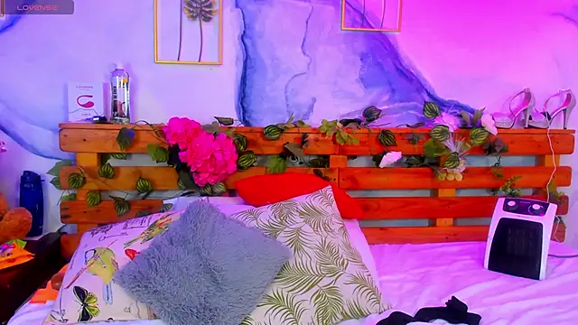 Perla Franco online show from 15, 3, 2025