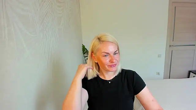 Snapshot of Alicee_Gracee chatting on 5, 6, 2026 Alicee Gracee online show from 5, 6, 2026