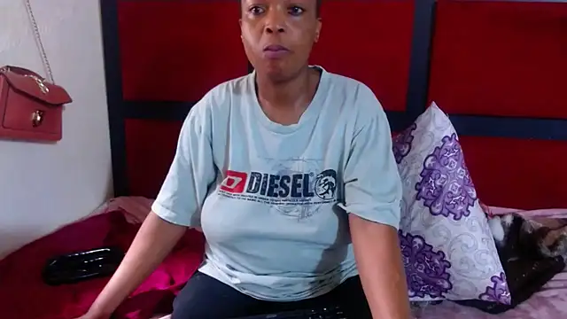 MaximTease24 online show from 14, 12, 2025