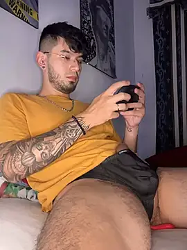 Snapshot of Anthony-Martin chatting on 26, 2, 2025 Anthony-Martin online show from 26, 2, 2025