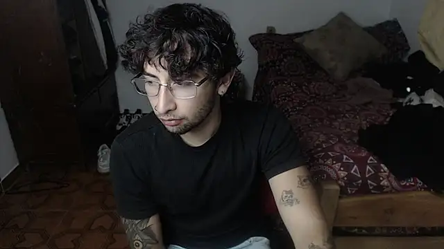 Snapshot of Dereck_Dickson chatting on 20, 9, 2025 Dereck Dickson online show from 20, 9, 2025