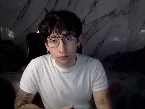 Dereck Dickson online show from 4, 4, 2026