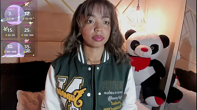 Snapshot of Nathaliajonees chatting on 28, 1, 2025 Nathaliajonees online show from 28, 1, 2025