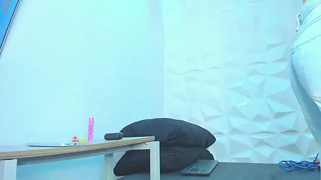 MarieMyller online show from 9, 10, 2025