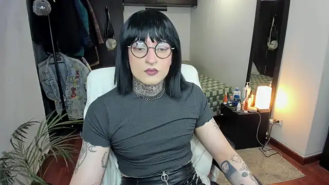 ShiiraVelkor online show from 11, 9, 2025