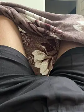 Rahulroy96 online show from 4, 1, 2025