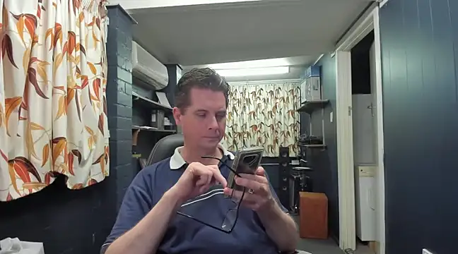 tilobinder online show from 3, 12, 2024