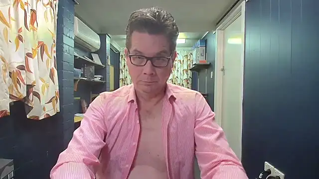 tilobinder online show from 8, 11, 2025