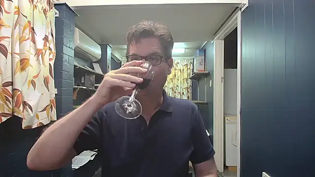 tilobinder online show from 8, 1, 2026