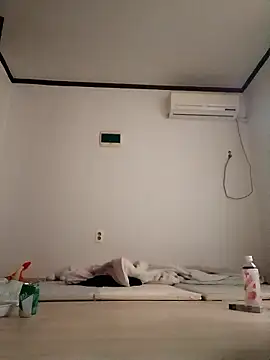 hello098712 online show from 13, 9, 2025