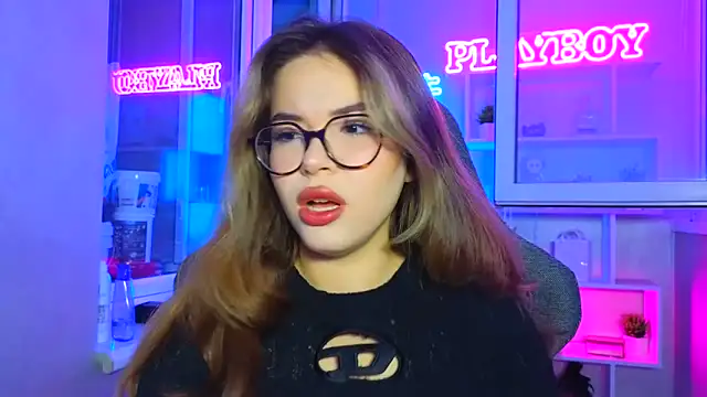 CutiePie3 online show from 6, 10, 2025