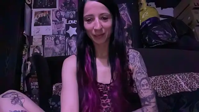 MissMidnightUK online show from 4, 11, 2025