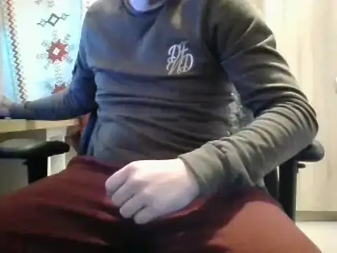 Snapshot of realityyshowww chatting on 8, 1, 2025 realityyshowww online show from 8, 1, 2025