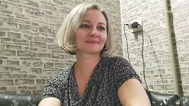 EdithManning online show from 16, 1, 2025